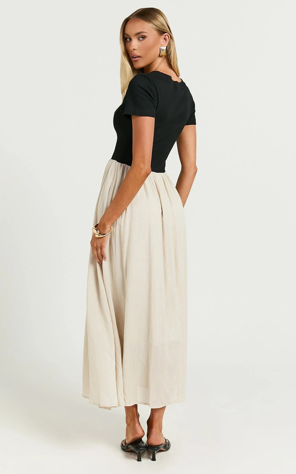 Hermie Midi Dress - Short Sleeve Contrast Dress in Black & Beige