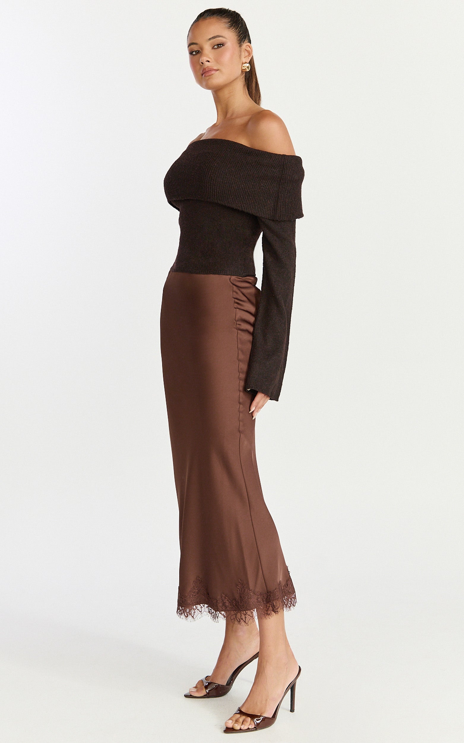 Darcie Top - Off Shoulder Long Sleeve Knit Top in Chocolate