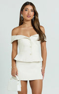 Aleena Skort - Boucle Mid Waist Fitted Mini Skort in Cream