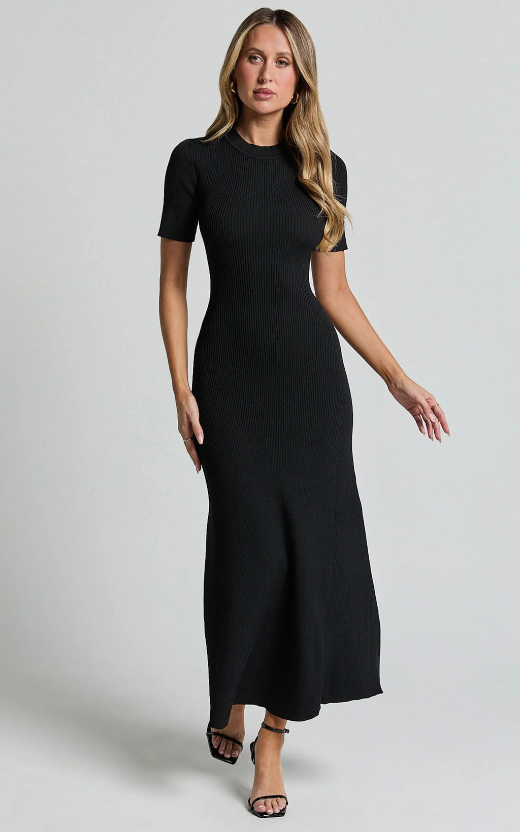 Lanie Midi Dress - Knitted Crew Neck Short Sleeve Dress in Black