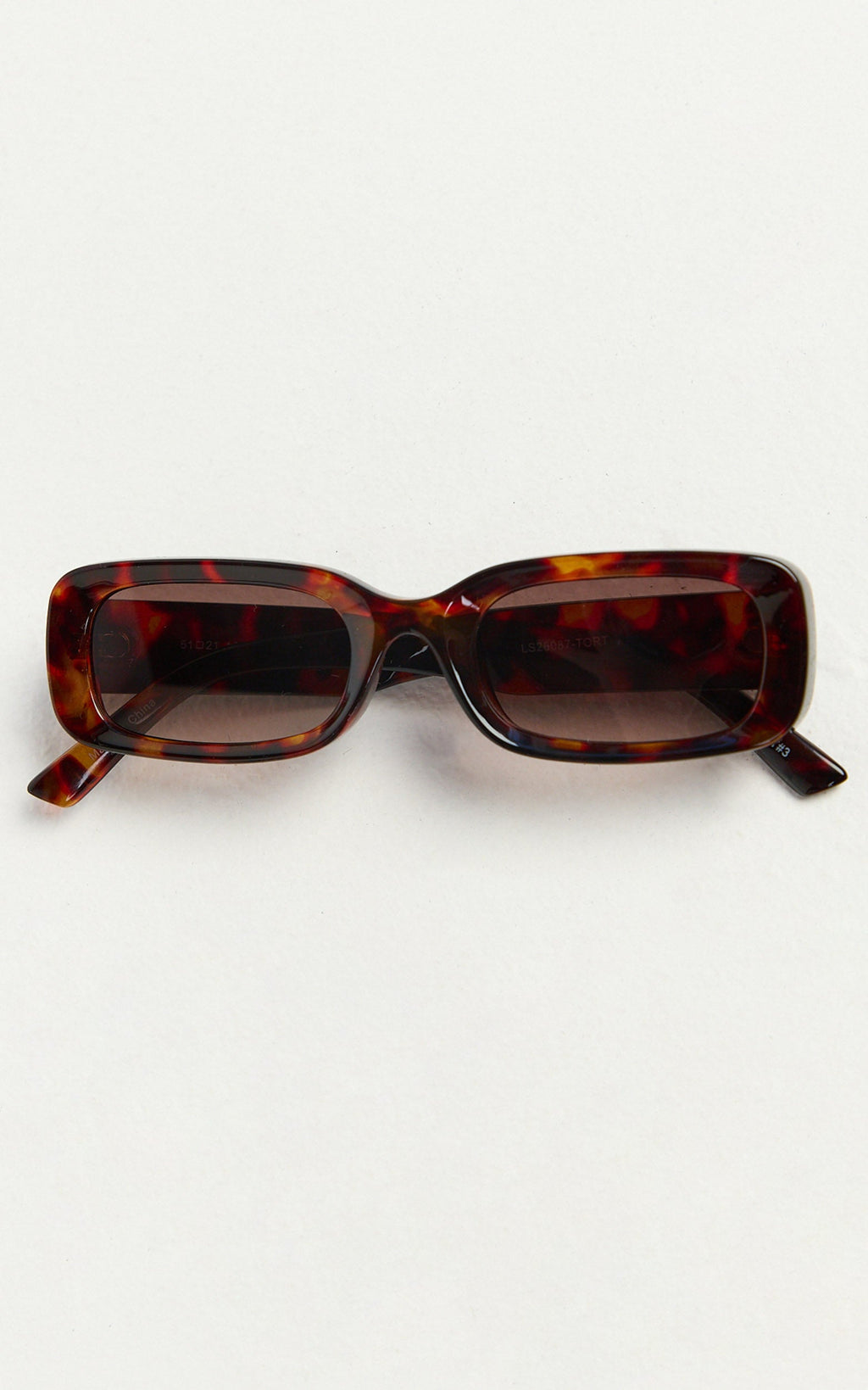 Richelle Sunglasses - Square Sunglasses in Torte
