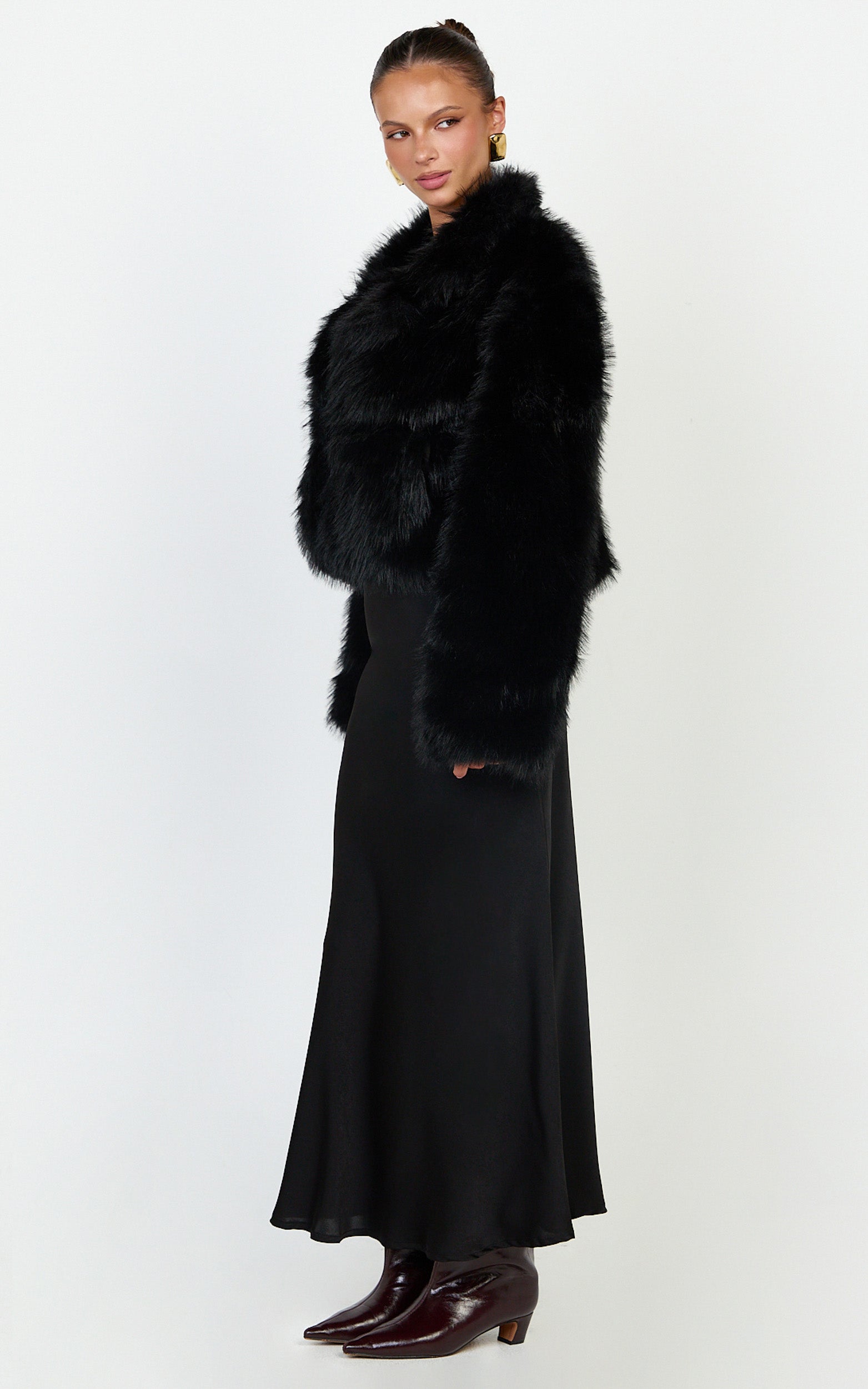 Charisse Coat - Oversized Crop Faux Fur Coat in Black