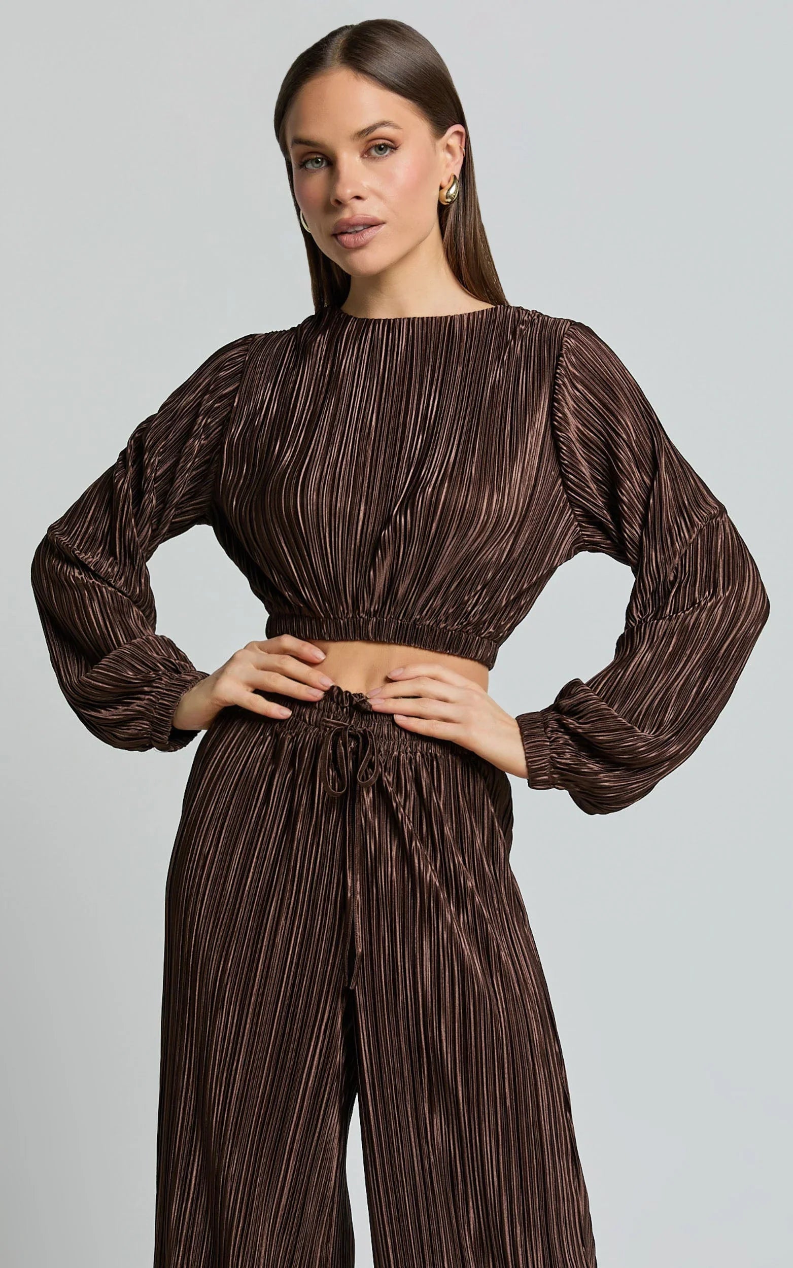 Kallie Top - Tie Back Plisse Long Sleeve Crop Top in Chocolate