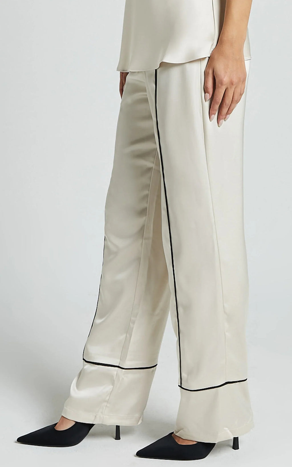Bobbie Pants - High Waist Contrast Piping Pants in Oyster