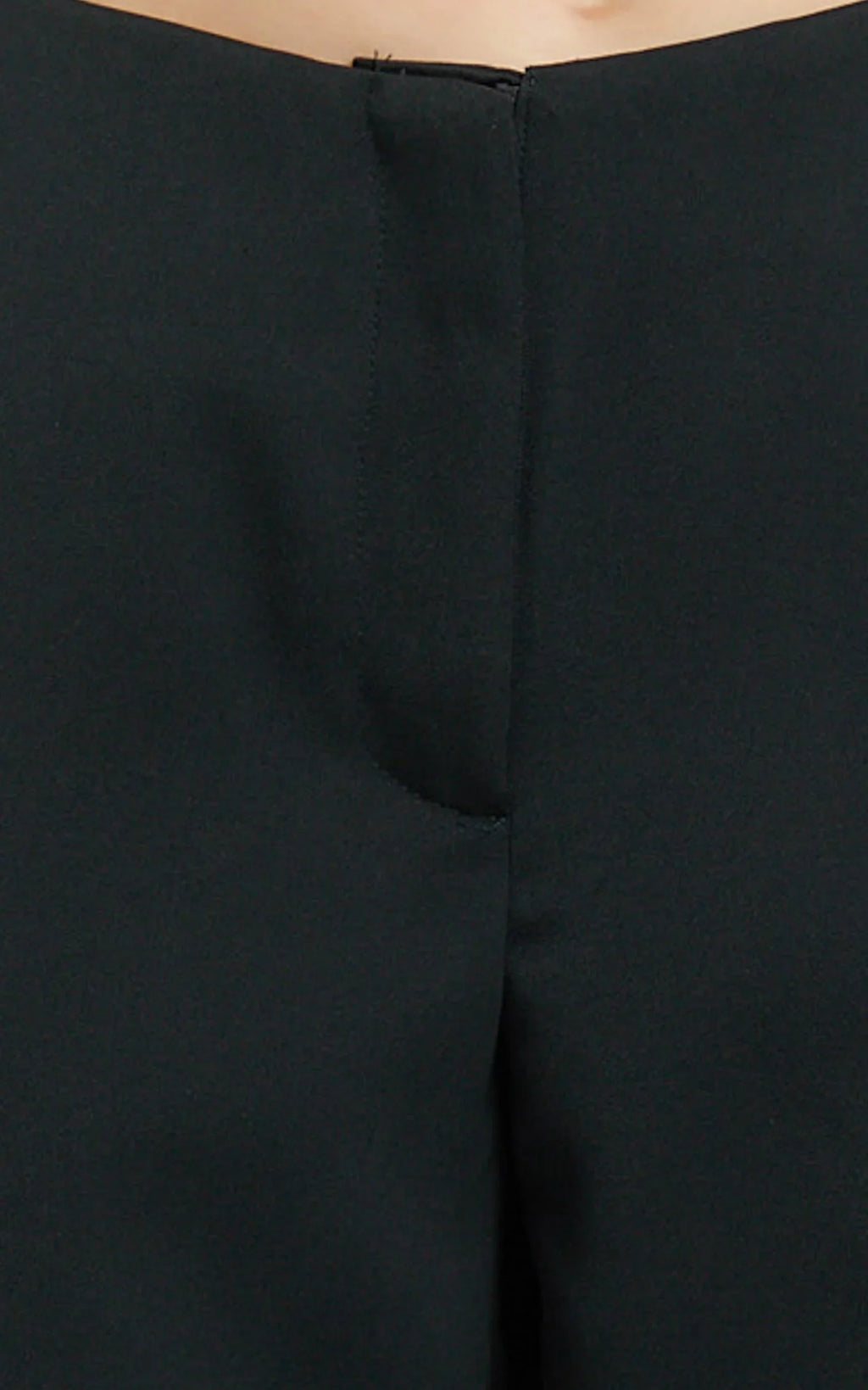 Frances Pants - Low Rise Relaxed Fit Pants in Black