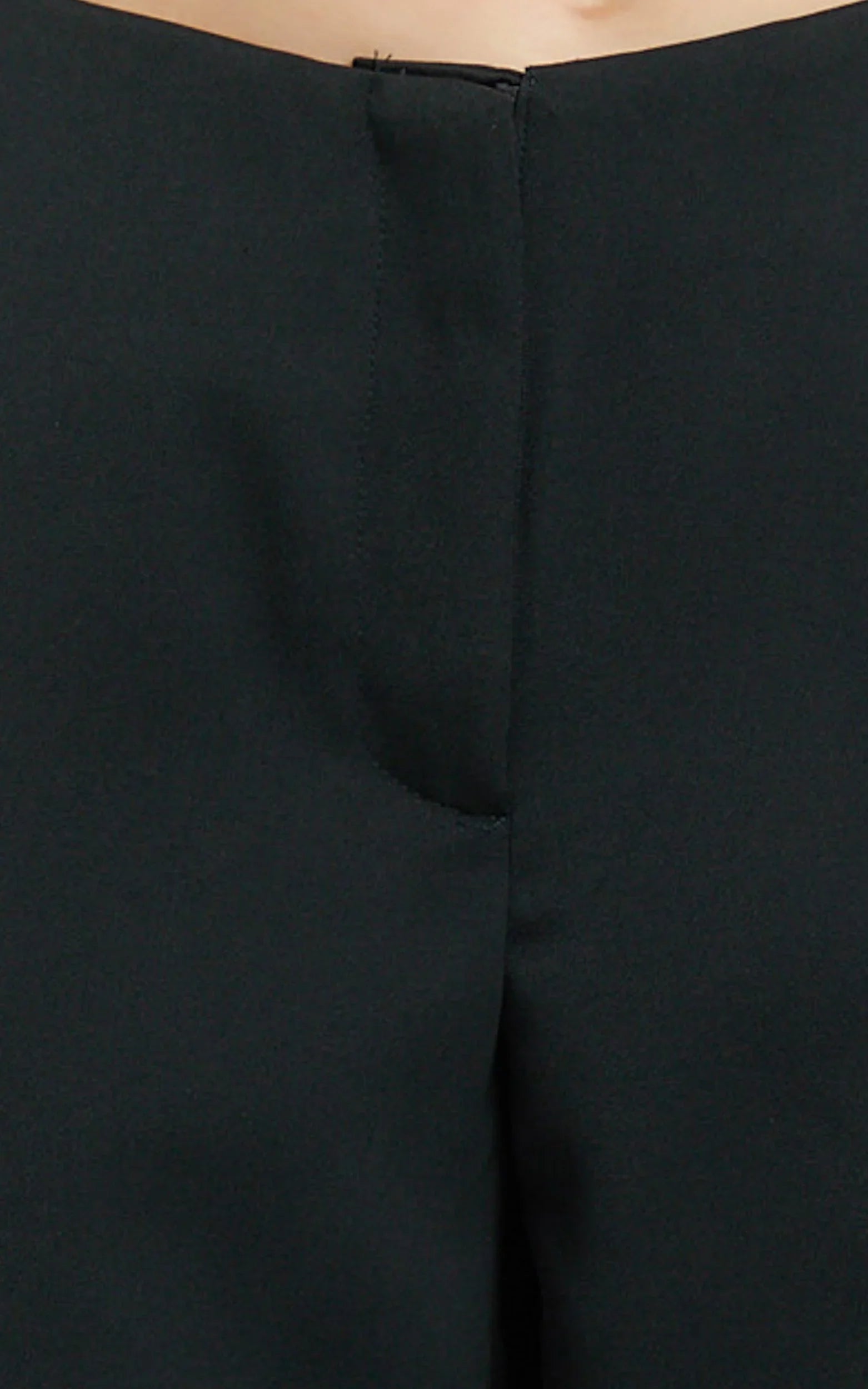 Frances Pants - Low Rise Relaxed Fit Pants in Black