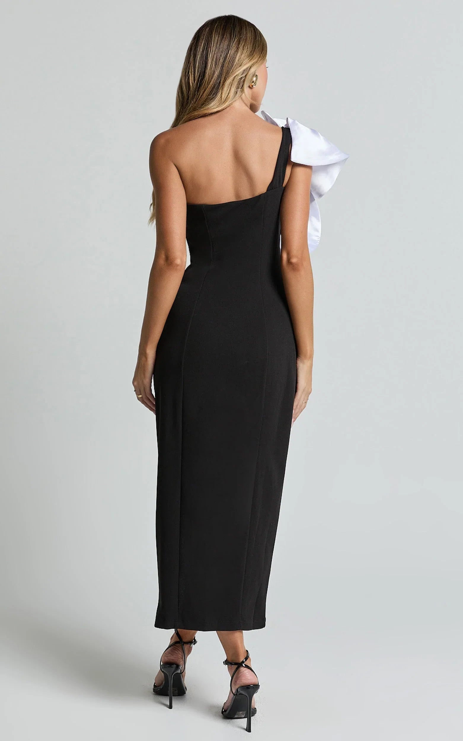 Fergie Midi Dress - Strapless 3D Floral Thigh Split Dress in Black and White
