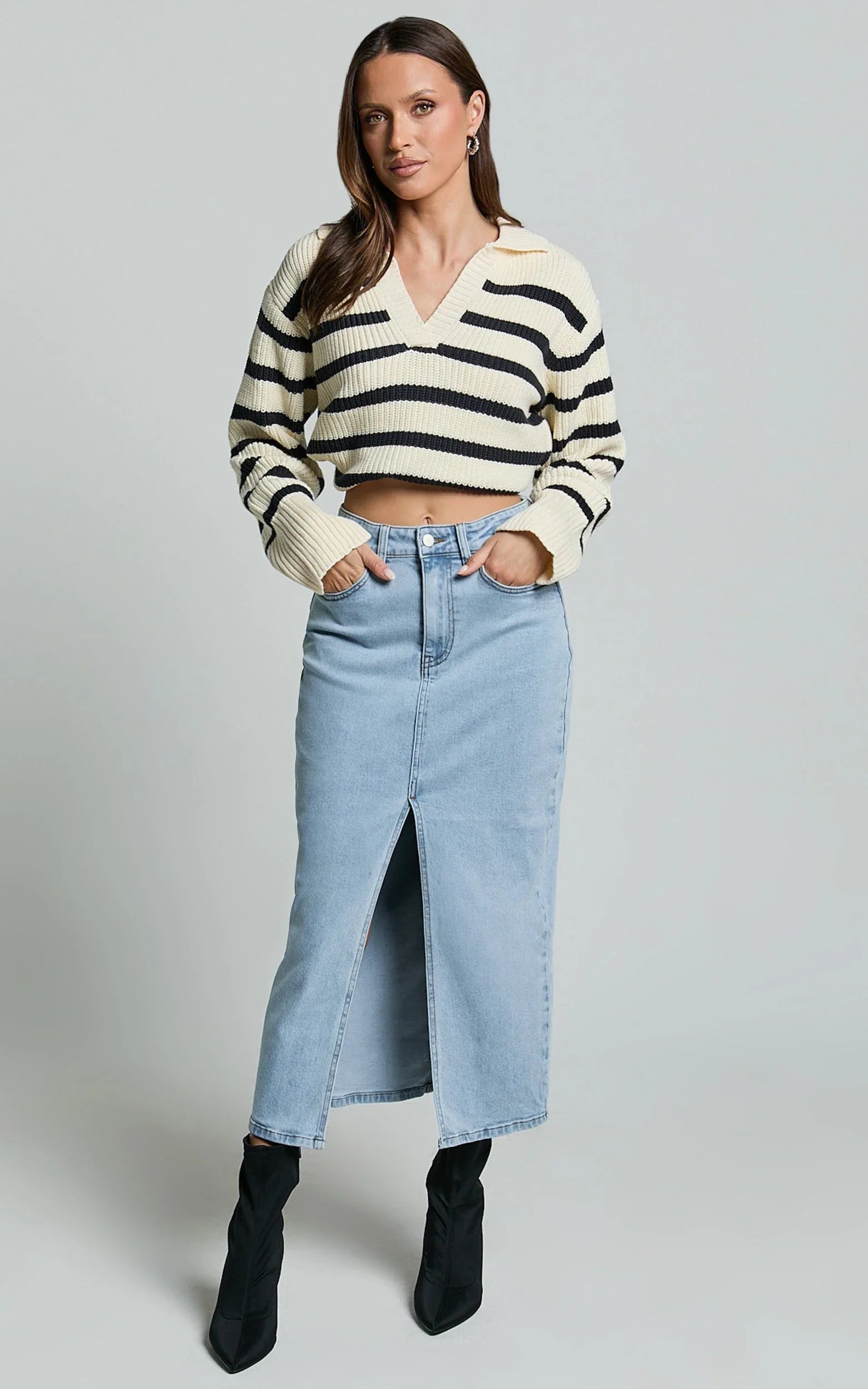Anaya Midi Skirt - Denim Skirt in Light Blue Wash