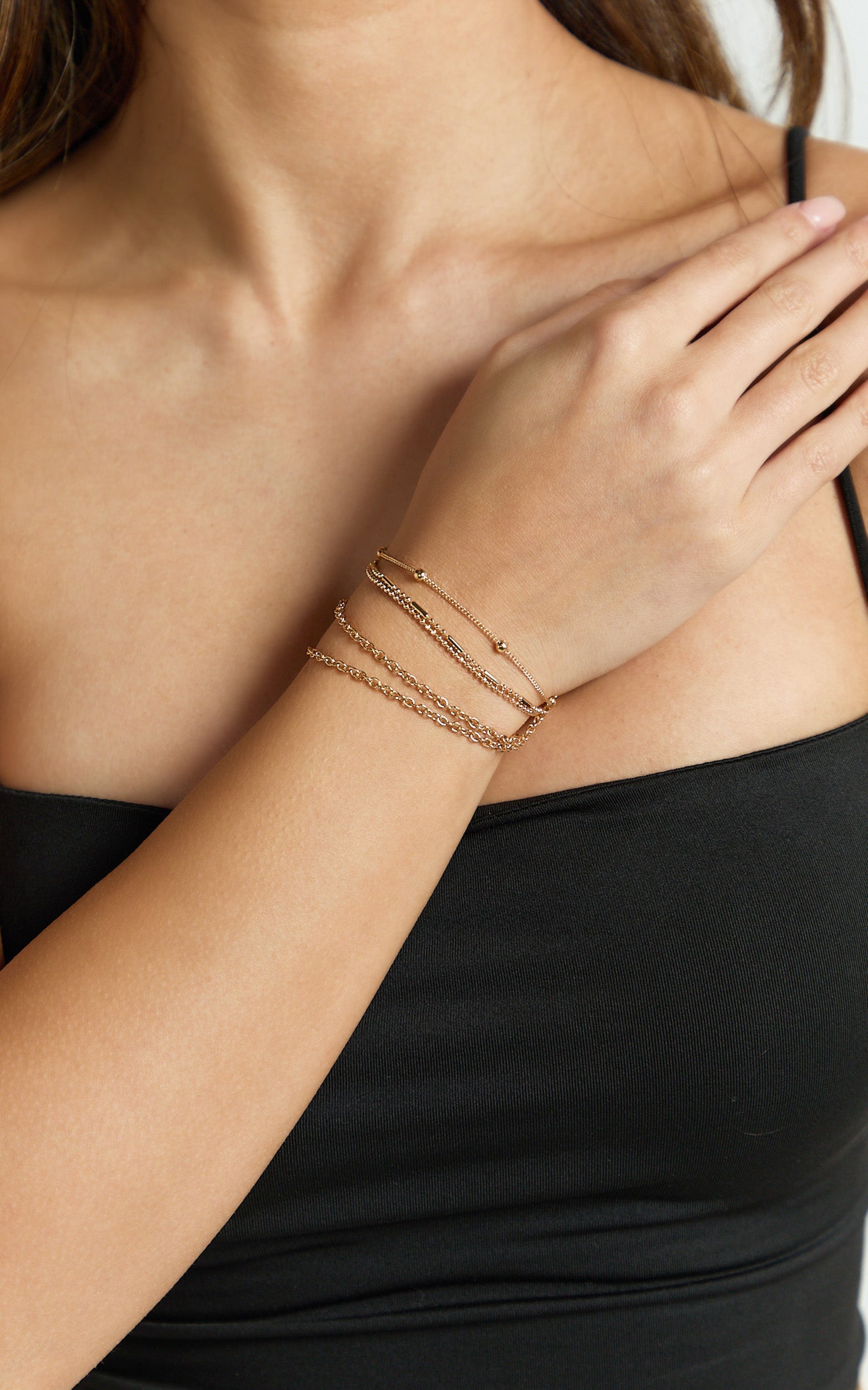 Kaia 5 Pack Fine Bracelets in Gold