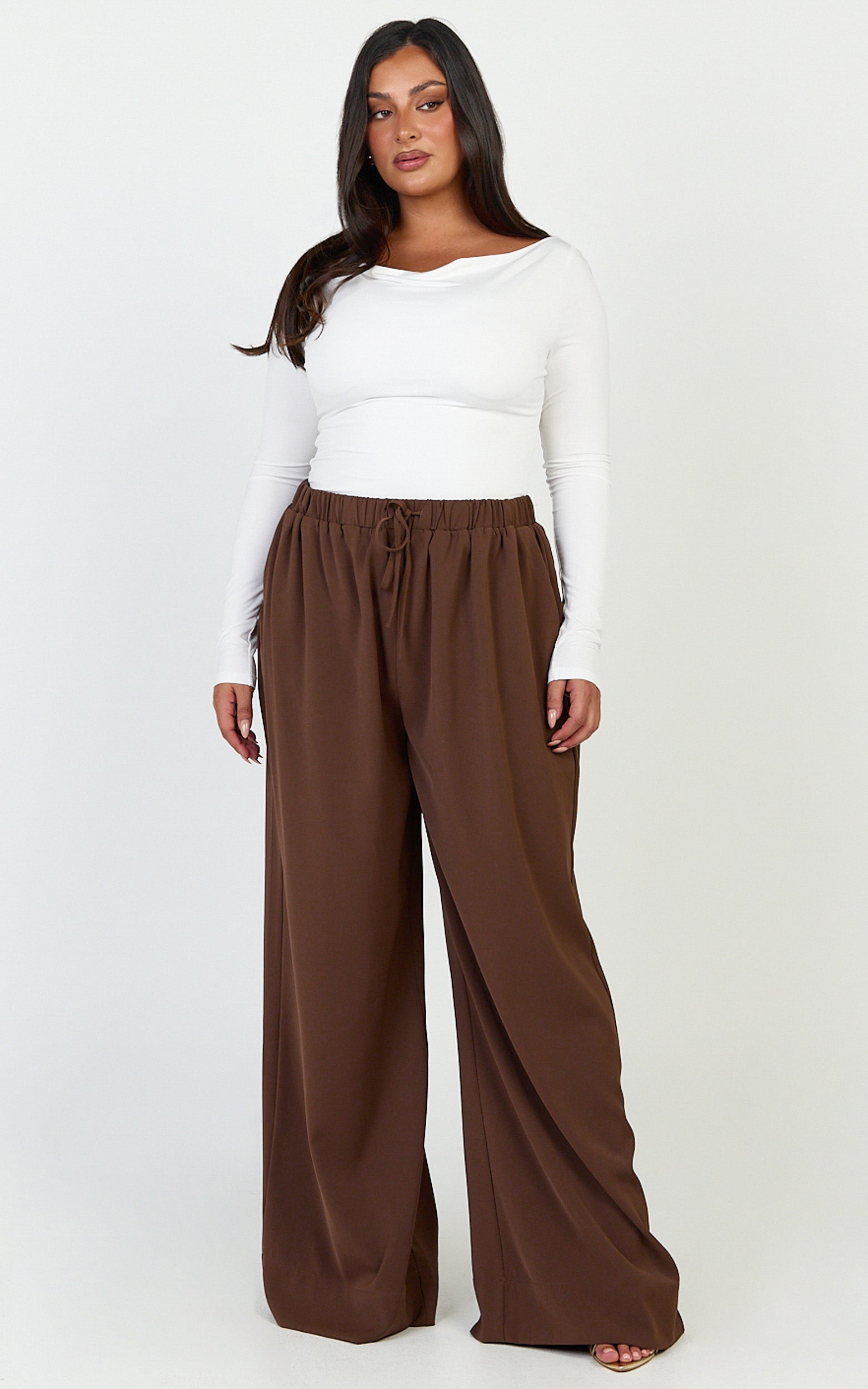 Nicole Pants - High Waist Elasticated Gathered Waist Wide Leg Pants in Mocha